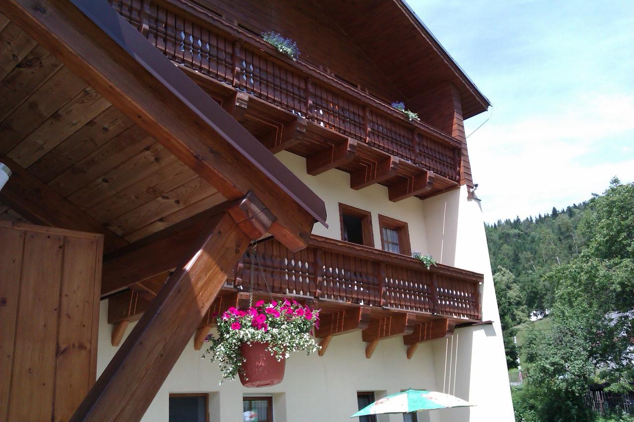 Rodinny "Hotel U Mustku" Desná Exterior photo